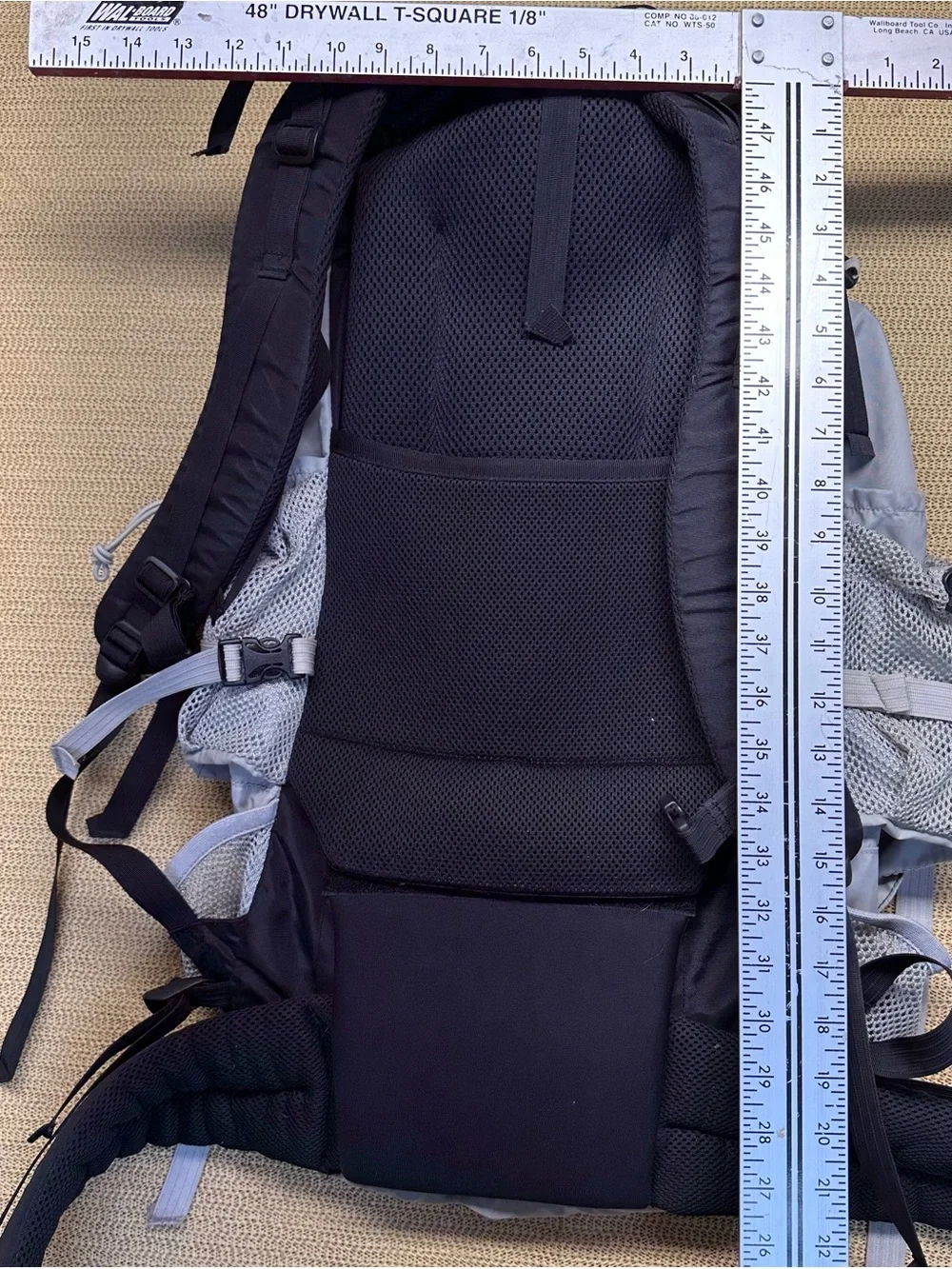 Kelty Illusion 55L Light Gray Men's Technical Hiking Backpack